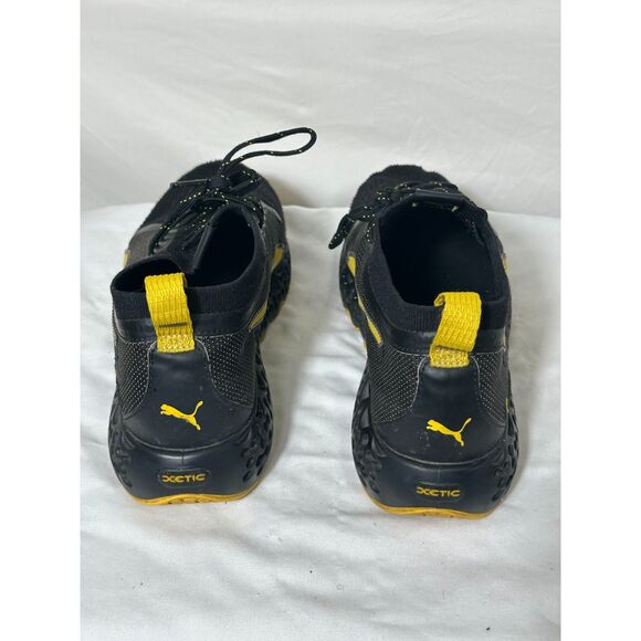 Athletic_Shoes